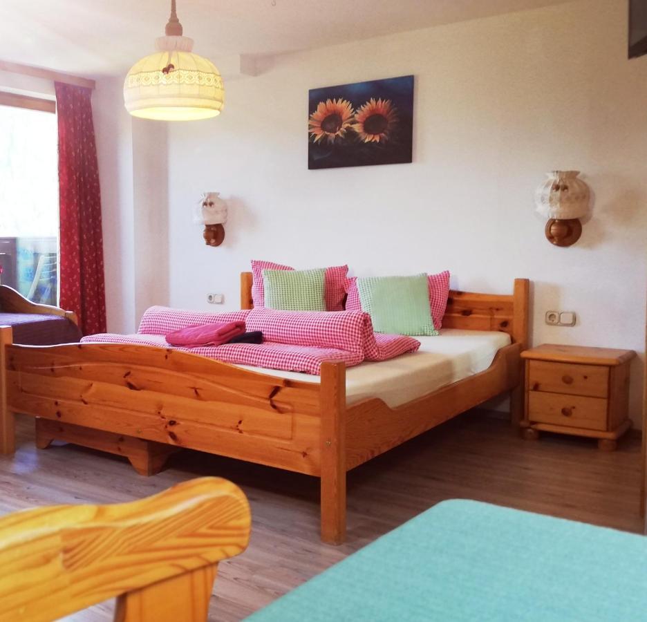 Hotel Gruppen Und Familienhof Falkenstein à Krimml Extérieur photo